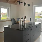 Gruene Gams - Neubau Designwohnung Mit 2 Balkonen *