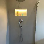Gruene Gams - Neubau Designwohnung Mit 2 Balkonen *