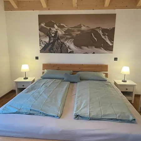 Gruene Gams - Neubau Designwohnung Mit 2 Balkonen Lägenhet *