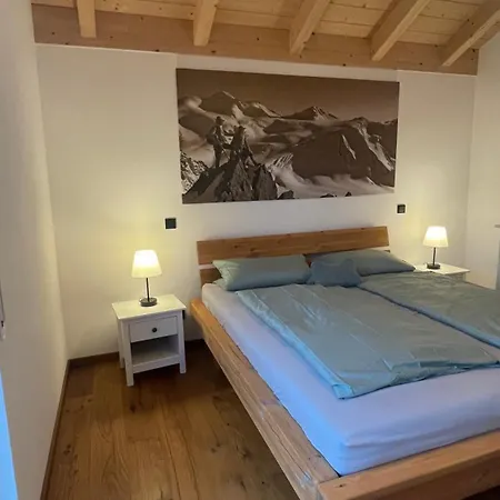 Gruene Gams - Neubau Designwohnung Mit 2 Balkonen 브라이트브룬 암 힘제
