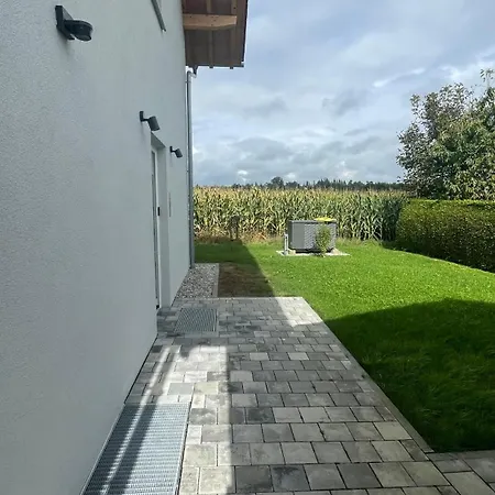 Gruene Gams - Neubau Designwohnung Mit 2 Balkonen Und Bergblick Breitbrunn am Chiemsee