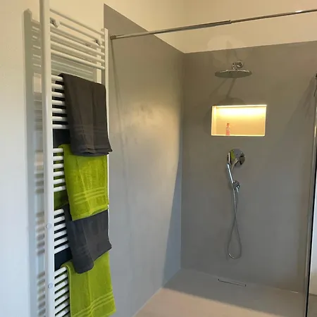 Gruene Gams - Neubau Designwohnung Mit 2 Balkonen Und Bergblick Appartamento