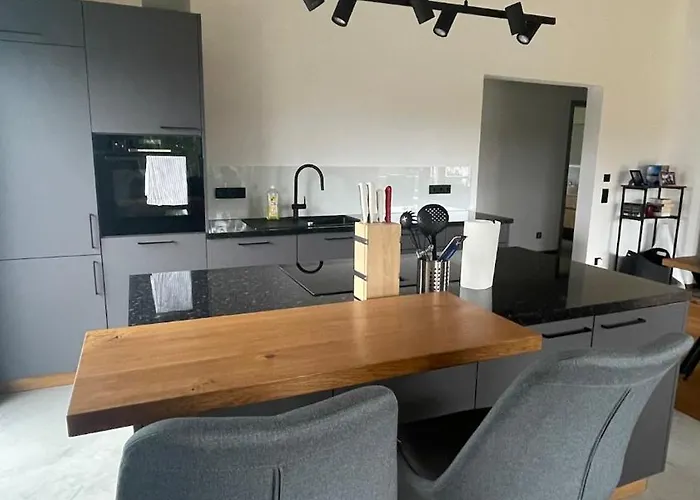 Gruene Gams - Neubau Designwohnung Mit 2 Balkonen Daire